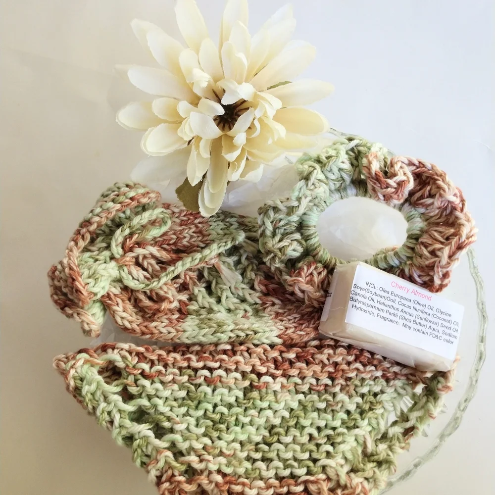 Hand Crafted Spa Gift Set Soap Saver Facecloth Scrunchy Bath Essential Essential - Picture 5 of 13